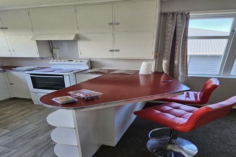 Photo of property in 21 Crawford Road, Kilbirnie, Wellington, 6022