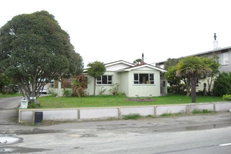Photo of property in 72 Point Road, Monaco, Nelson, 7011