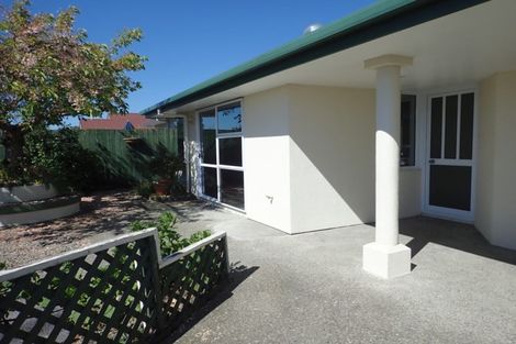 Photo of property in 25 Vining Crescent, Stoke, Nelson, 7011