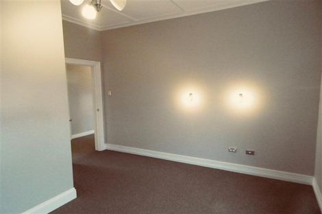 Photo of property in 16 Cutfield Road, New Plymouth, 4310