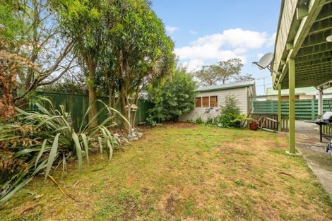 Photo of property in 2/27 Gemstone Drive, Birchville, Upper Hutt, 5018