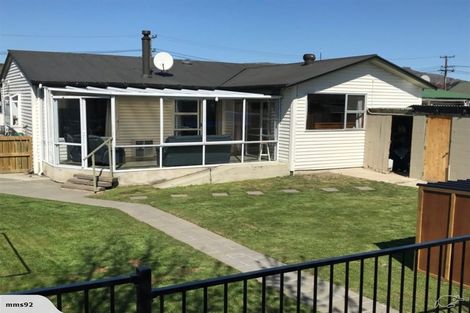 Photo of property in 32 Brandon Street, Alexandra, 9320