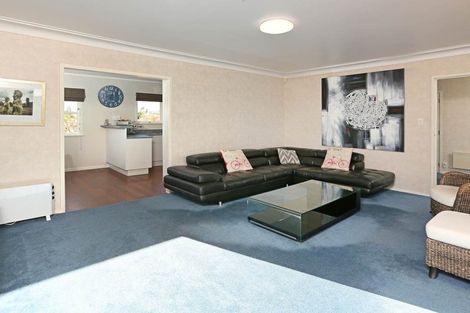 Photo of property in 14a Bridge Avenue, Te Atatu South, Auckland, 0610