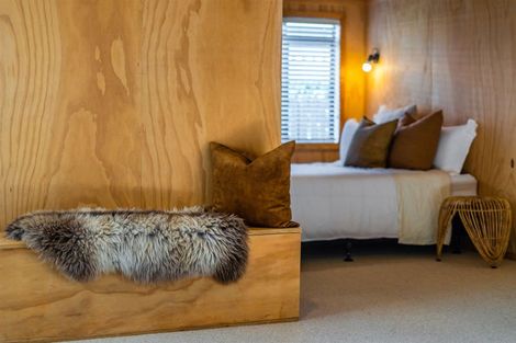 Photo of property in 17 Karamu Street, Te Atatu Peninsula, Auckland, 0610