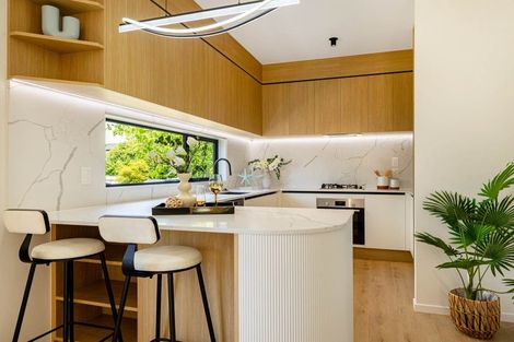 Photo of property in 16d Grande Vue Road, Papatoetoe, Auckland, 2025