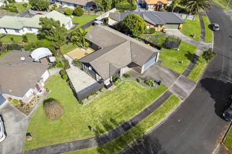 Photo of property in 22 Davington Way, Burswood, Auckland, 2013