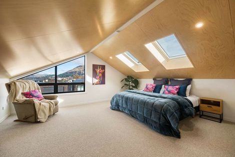 Photo of property in 10 Mason Street, Wanaka, 9305