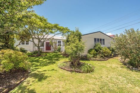 Photo of property in 17 Gonville Avenue, Gonville, Whanganui, 4501