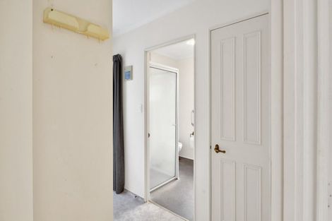 Photo of property in 4/70-76 Whiteley Street, Moturoa, New Plymouth, 4310