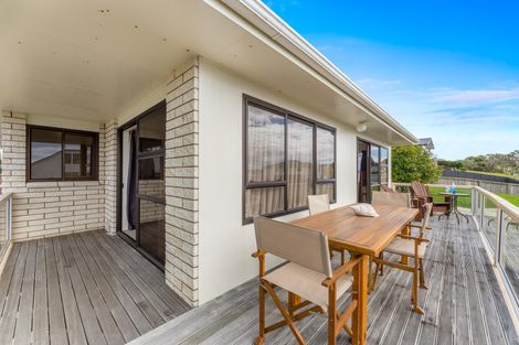 Photo of property in 3 Kotuku Place, Snells Beach, 0920