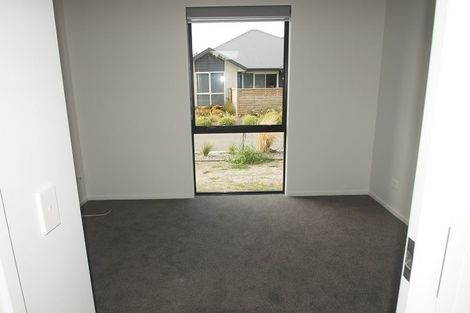 Photo of property in 4 Pegson Lane, Halswell, Christchurch, 8025