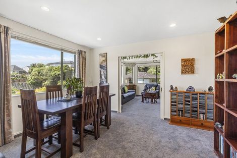 Photo of property in 15 Eclipse Lane, Whitby, Porirua, 5024
