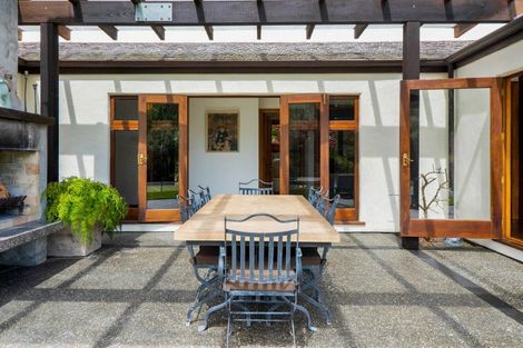 Photo of property in 331a Mangorei Road, Merrilands, New Plymouth, 4312