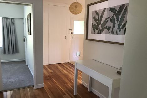 Photo of property in 26 Walton Avenue, Waikanae, 5036