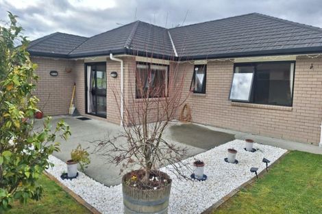 Photo of property in 48 Sunstone Crescent, Brown Owl, Upper Hutt, 5018