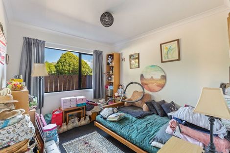 Photo of property in 2/14 Omata Road, Westown, New Plymouth, 4310