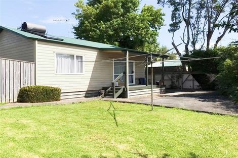 Photo of property in 11 Woodvale Road, Glen Eden, Auckland, 0602