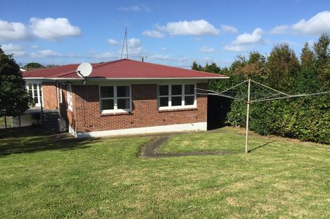 Photo of property in 5 Plumley Crescent, Mangere, Auckland, 2022