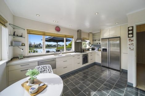 Photo of property in 75 Millen Avenue, Pakuranga, Auckland, 2010