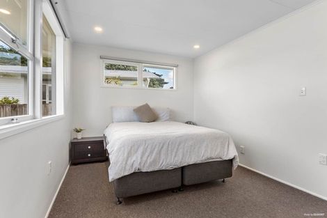 Photo of property in 2/260 Birkdale Road, Birkdale, Auckland, 0626