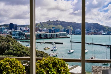 Photo of property in 3/130 Oriental Parade, Oriental Bay, Wellington, 6011