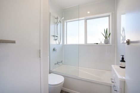Photo of property in 12c Colombo Street, Hokowhitu, Palmerston North, 4410