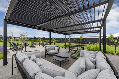 Photo of property in 42 Ridgeland Way, West Melton, 7618