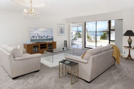Photo of property in 2/9 Takutai Avenue, Bucklands Beach, Auckland, 2012