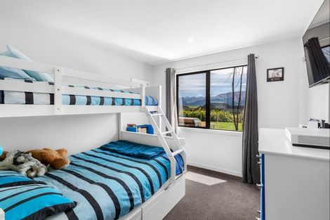 Photo of property in 62 Jacks Point Rise, Jacks Point, Queenstown, 9371