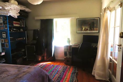 Photo of property in 6 Thorby Street, Northland, Wellington, 6012