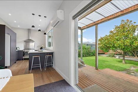 Photo of property in 23 Hargest Crescent, Saint Kilda, Dunedin, 9012