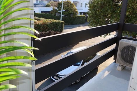 Photo of property in 1/118 Office Road, Merivale, Christchurch, 8014