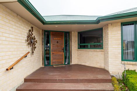 Photo of property in 10 Cascade Place, Geraldine, 7930