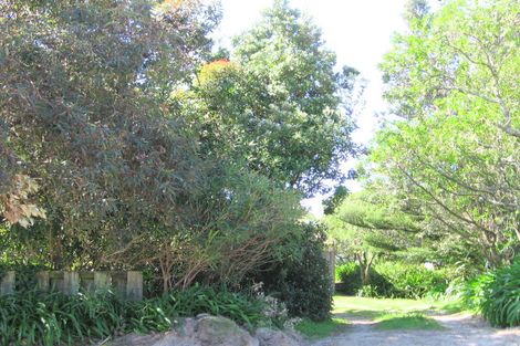 Photo of property in 135 Karewa Parade, Papamoa Beach, Papamoa, 3118