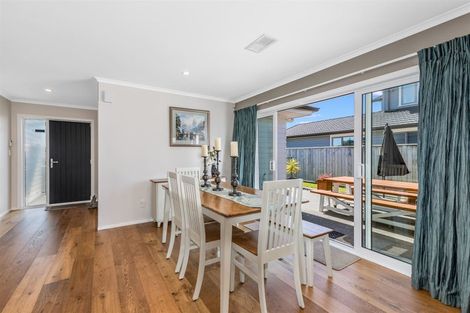 Photo of property in 17 Waitaria Terrace, Aotea, Porirua, 5024