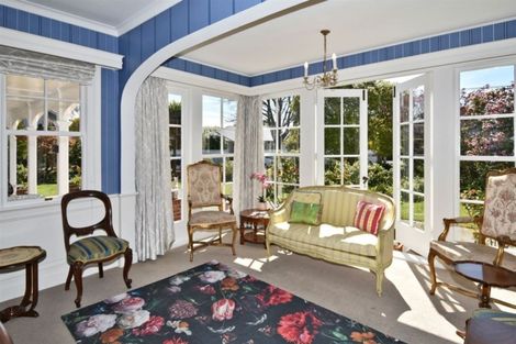 Photo of property in 27 Makora Street, Fendalton, Christchurch, 8041