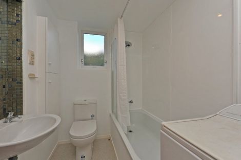 Photo of property in 3 Stowe Hill, Thorndon, Wellington, 6011