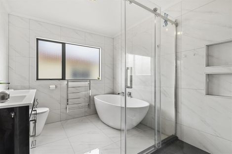 Photo of property in 25 Clavoy Place, East Tamaki, Auckland, 2016