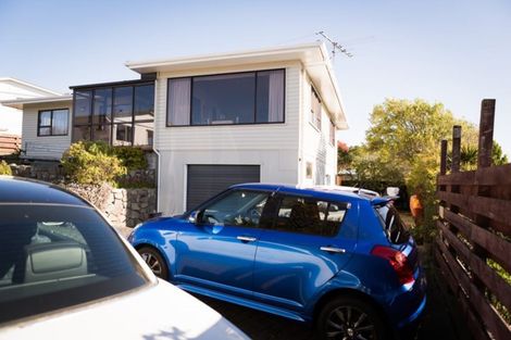 Photo of property in 35 Carluke Street, Paparangi, Wellington, 6037