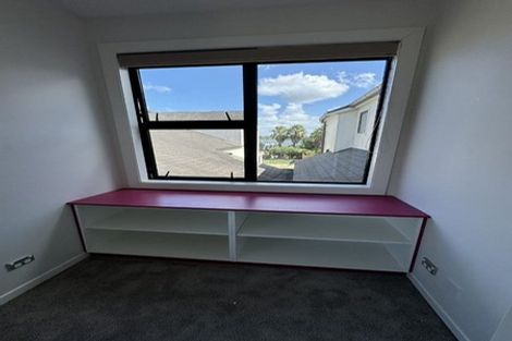 Photo of property in 11 Manor Park, Sunnyhills, Auckland, 2010