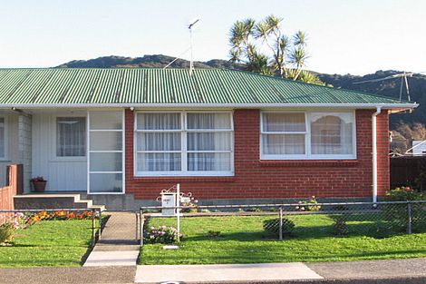 Photo of property in 9 Konini Street, Wainuiomata, Lower Hutt, 5014