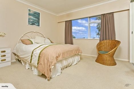 Photo of property in 1/19 Pupuke Road, Takapuna, Auckland, 0622