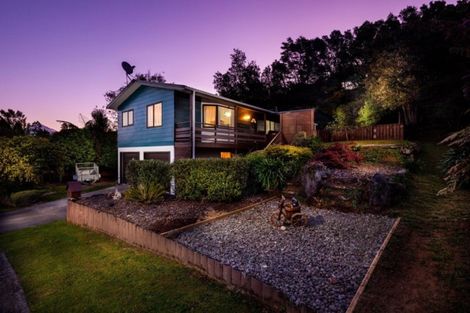 Photo of property in 38 Carlton Terrace, Westown, New Plymouth, 4310