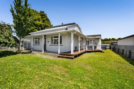 Photo of property in 22 Brown Street, Inglewood, 4330