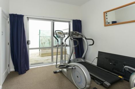 Photo of property in 2 Sanders Avenue, Marewa, Napier, 4110