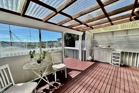 Photo of property in 1/27 Rosedale Road, Pinehill, Auckland, 0632