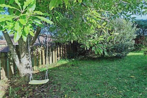 Photo of property in 24 Dianne Louise Drive, Half Moon Bay, Auckland, 2012