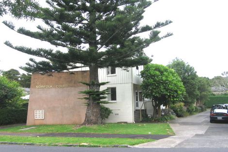 Photo of property in 2/8 Shackleton Road, Mount Eden, Auckland, 1024
