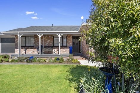 Photo of property in 30 Nikau Street, Inglewood, 4330