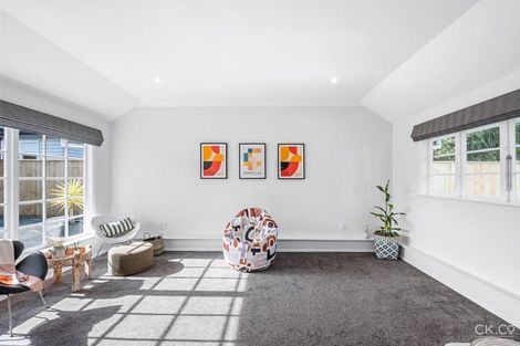 Photo of property in 5 Chilton Grove, Hutt Central, Lower Hutt, 5010